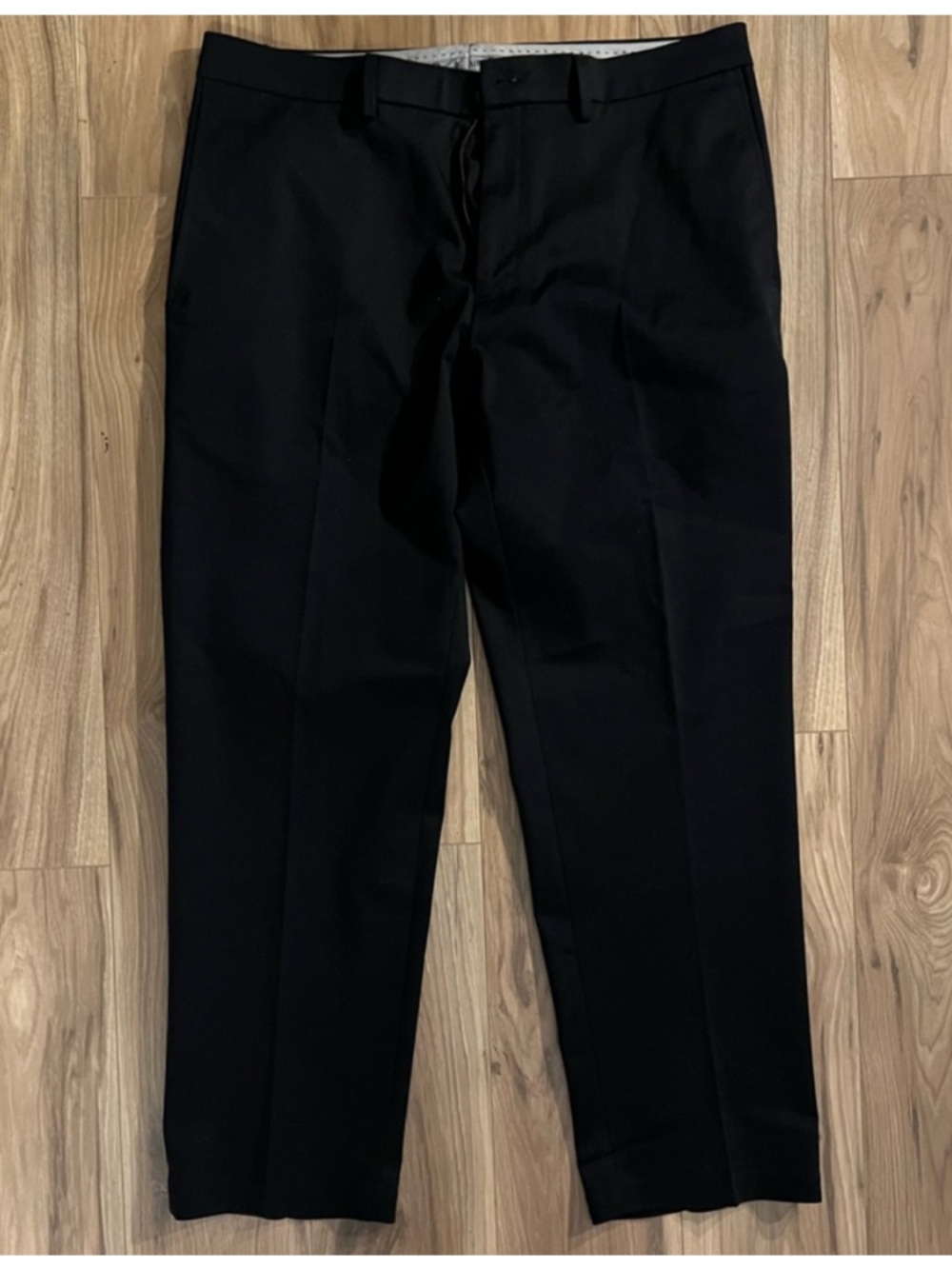 Haggar Men's Black Dress Pants - Modern Straight Fit